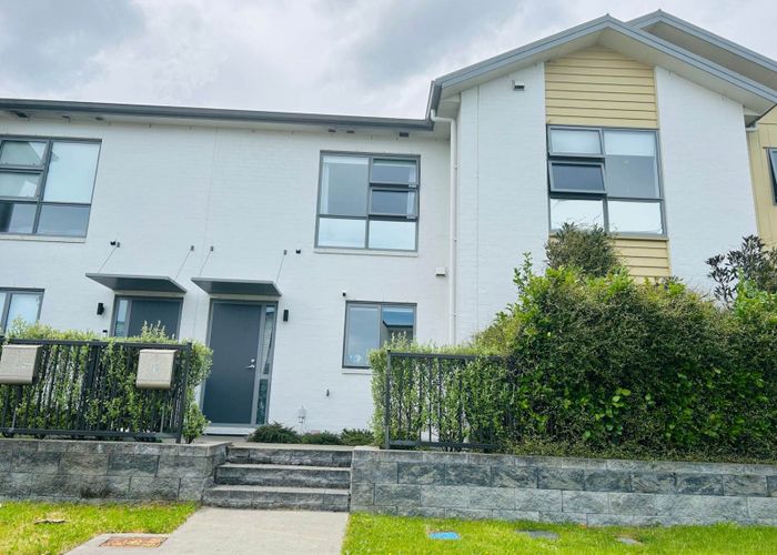  at 10 Adlam Lane, Takanini, Papakura, Auckland