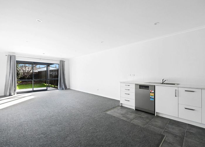  at 2/9 Beverley Crescent, Hillcrest, Hamilton, Waikato