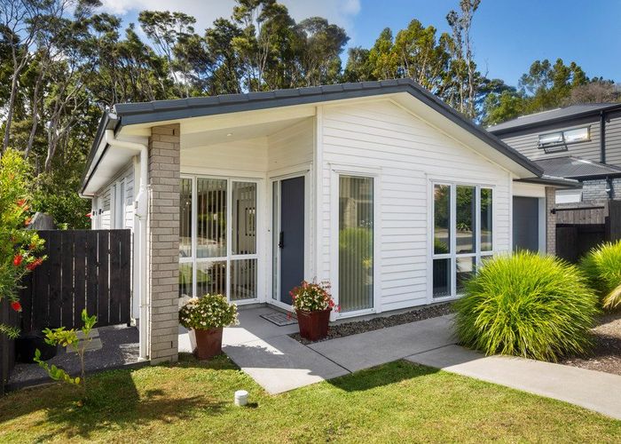  at 20 Greenwoods Close, Titirangi, Waitakere City, Auckland