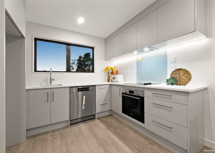  at 3/13 Crosby Road, West Harbour, Auckland