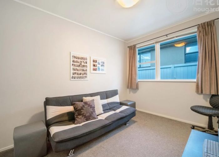  at 2/11 The Anchorage, Sunnyhills, Manukau City, Auckland