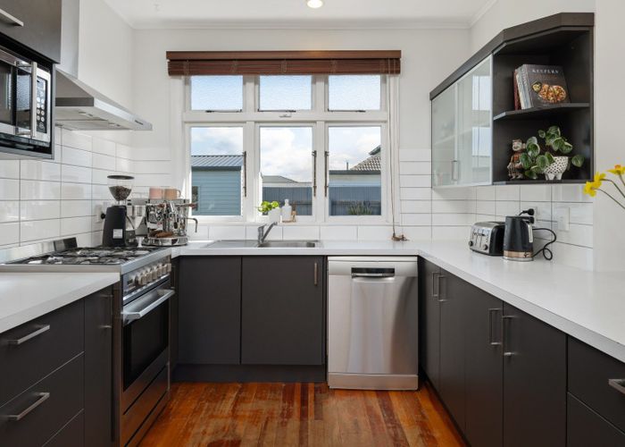  at 16 Lewis Street, Redwoodtown, Blenheim