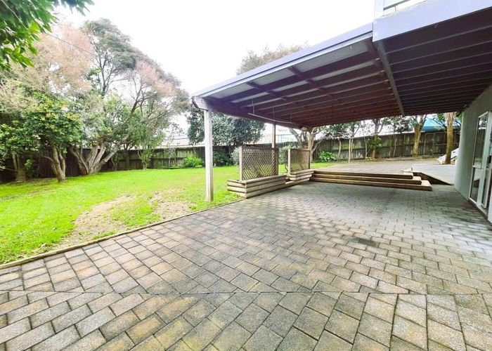  at 10 Yarra Place, Botany Downs, Manukau City, Auckland