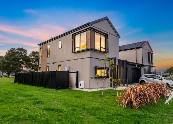  at 84 Mawai Hakona Drive, Wallaceville, Upper Hutt, Wellington