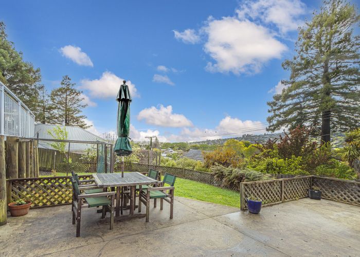  at 3 Merlewood Avenue, Cashmere, Christchurch City, Canterbury