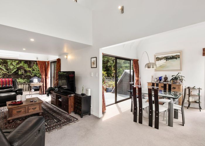  at 4 Lady Bell Grove, Lowry Bay, Lower Hutt