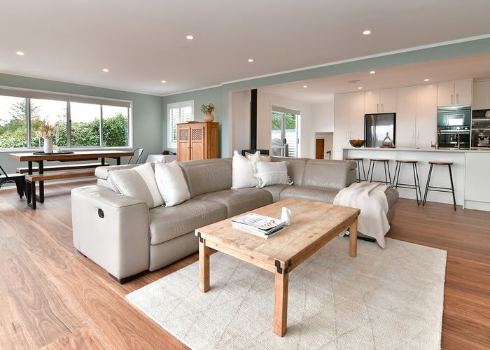  at 43 Tauhinu Road, Greenhithe, Auckland
