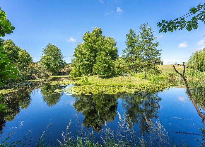  at 1 Kristin Place, Manakau, Manakau