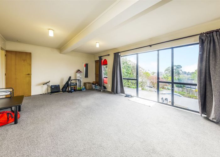  at 28 Ronald Macken Place, Windsor Park, Auckland