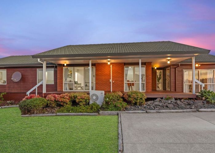  at 174 Burswood Drive, Burswood, Auckland