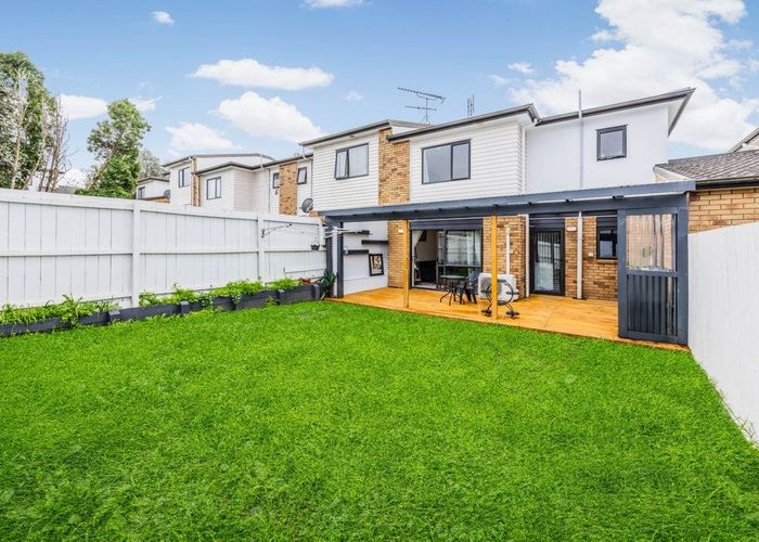  at 11 Battlen Place, Manurewa, Manukau City, Auckland