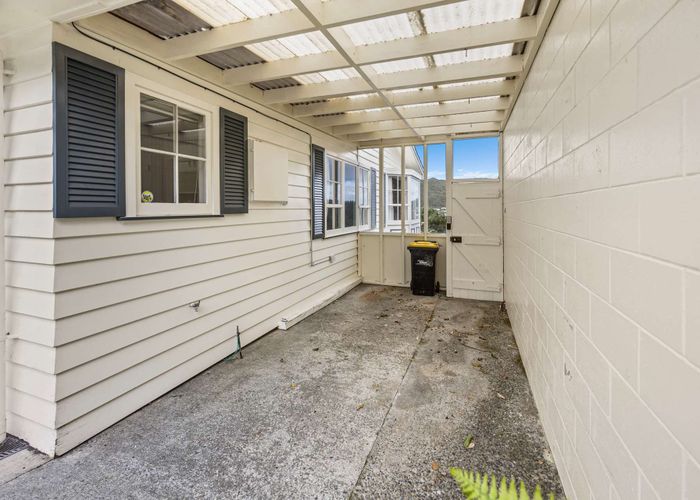  at 24B Parklands Drive, Karori, Wellington