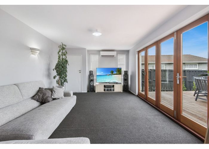  at 1/6 Jade Place, Parklands, Christchurch