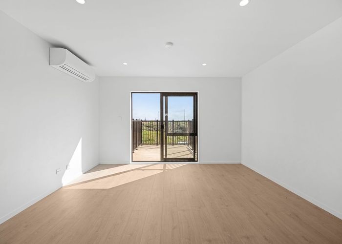  at 7 Falcon Crescent, Hobsonville, Auckland