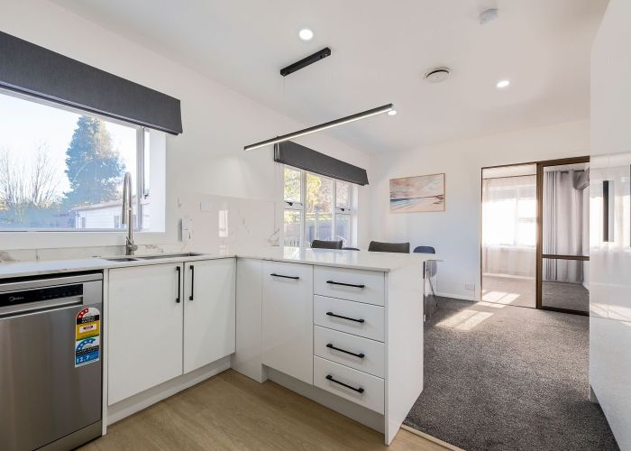  at 9 Bevington Street, Avonhead, Christchurch City, Canterbury