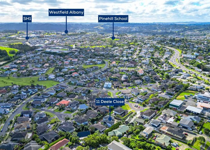  at 11 Deele Close, Pinehill, North Shore City, Auckland