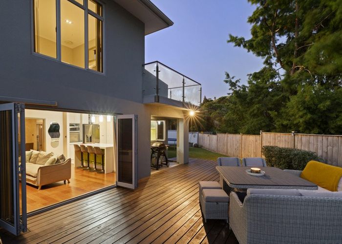  at 2 Mahoe Glade, Patumahoe, Pukekohe