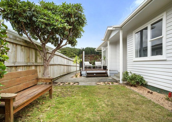  at 27 Momona Street, Wainuiomata, Lower Hutt