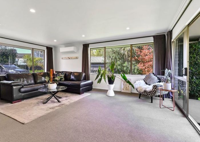  at 12 McLaren Place, Chedworth Park, Hamilton, Waikato