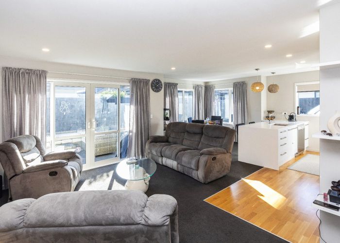  at 20 Maka Lane, Halswell, Christchurch City, Canterbury