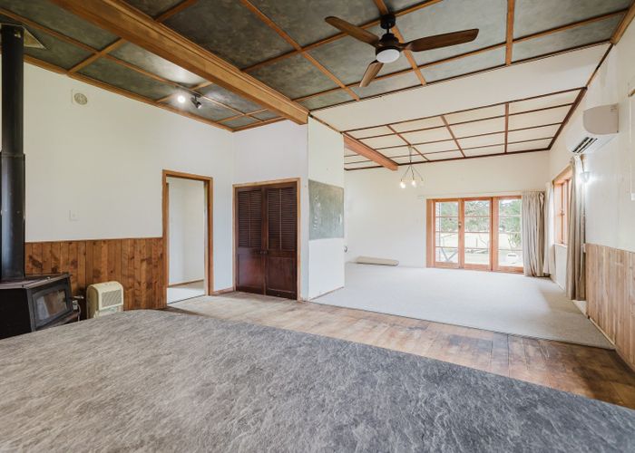  at 80674 Masterton Road, Woodville