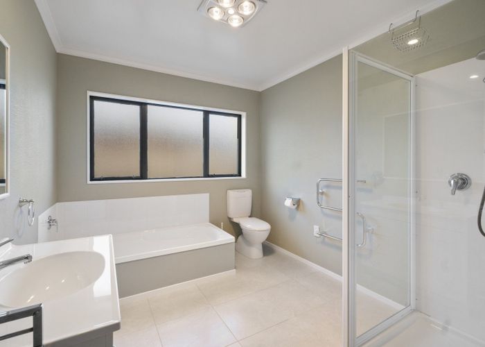  at 11 Silkwood Place, Fitzherbert, Palmerston North