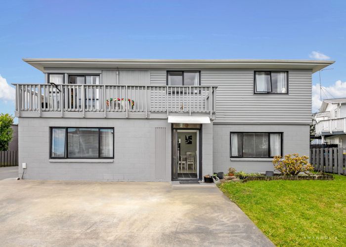  at 13 Bodi Place, Te Atatu South, Waitakere City, Auckland