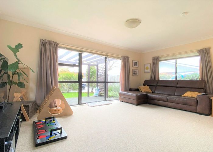  at 2/21 Boyd Ave, Royal Oak, Auckland City, Auckland