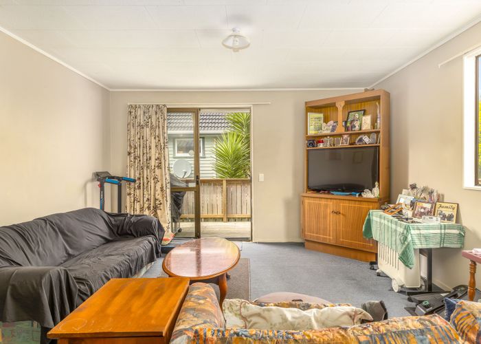  at 12 Moa Road, Raumati Beach, Paraparaumu