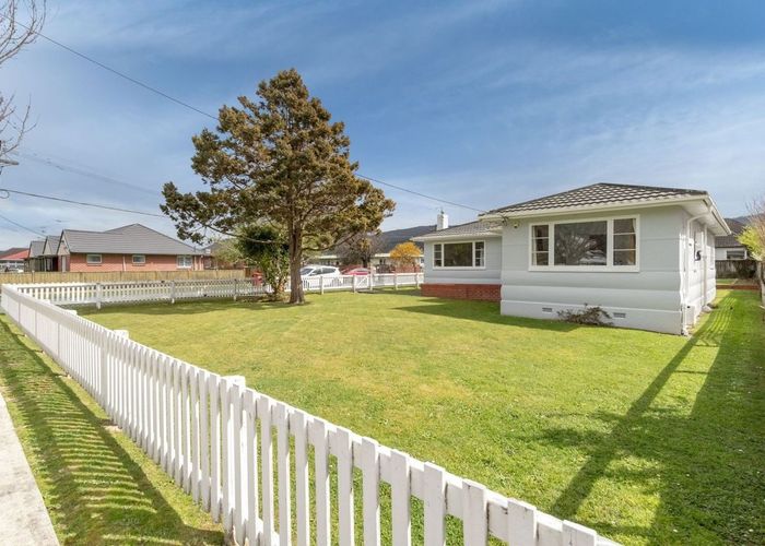  at 33 John Street, Trentham, Upper Hutt, Wellington
