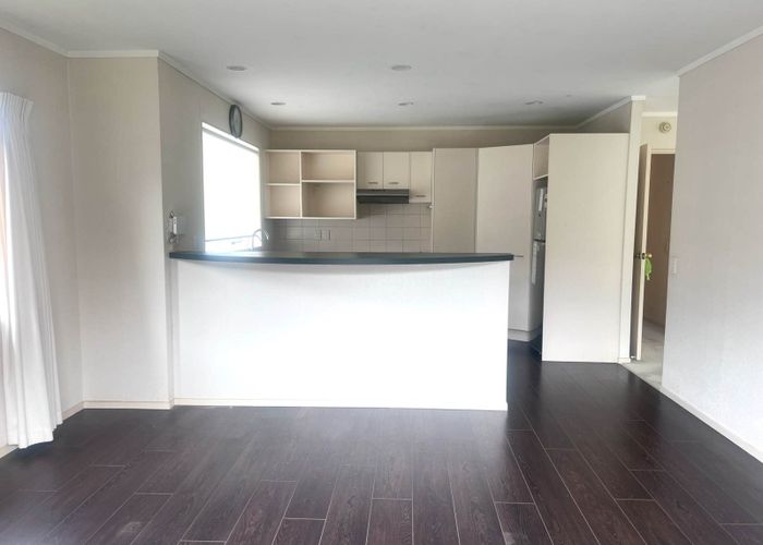  at 2 Westpark Drive, West Harbour, Auckland