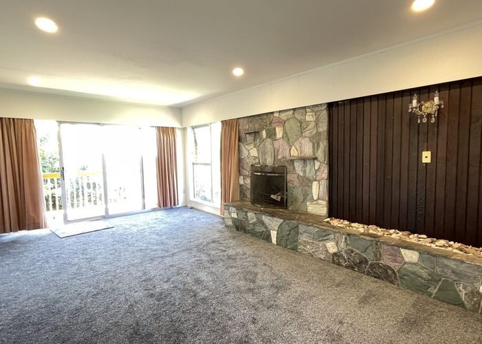  at 54 Monarch Avenue, Hillcrest, Auckland