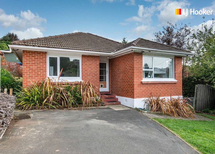  at 8 Corbett Street, Green Island, Dunedin
