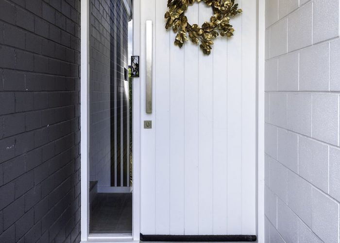  at 2/47 Drake Street, Howick, Manukau City, Auckland