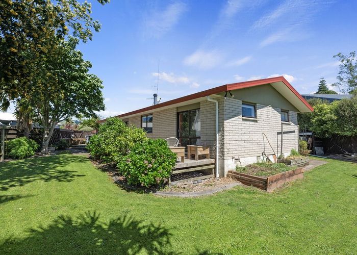  at 21 James Cook Drive, Welcome Bay, Tauranga