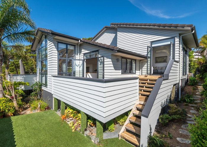  at 15 Seagate Place, Red Beach, Rodney, Auckland
