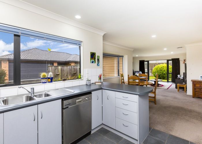  at 5 Talbot Grove, Trentham, Upper Hutt