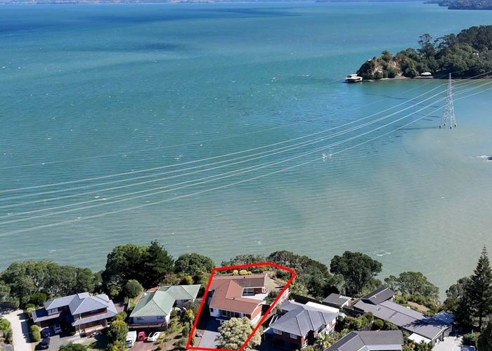  at 93 Lynbrooke Avenue, Blockhouse Bay, Auckland