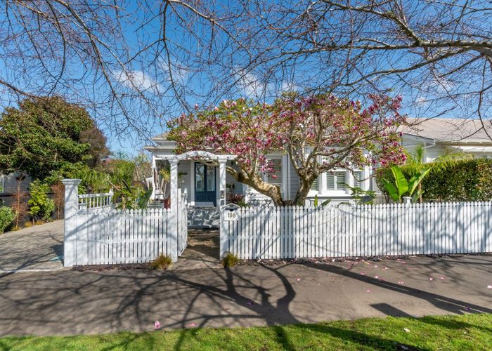  at 108 Burnley Terrace, Sandringham, Auckland