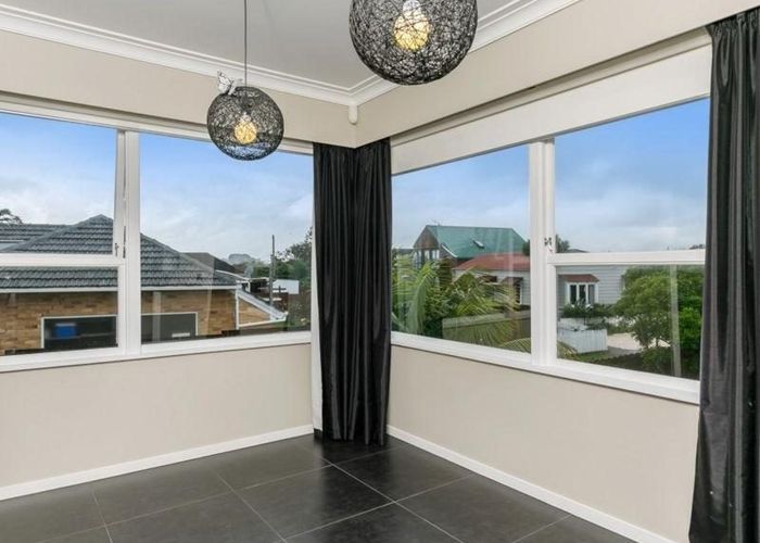  at 26 Oakdale Road, Mount Roskill, Auckland