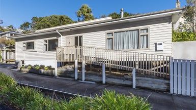  at 21A Mahoe Street, Tawa, Wellington