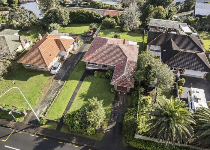  at 39 Ridge Road, Howick, Auckland