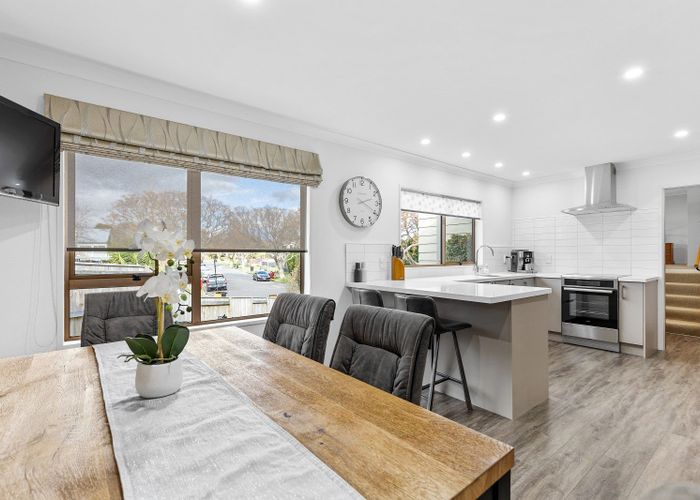  at 32 Haast Place, Awapuni, Palmerston North