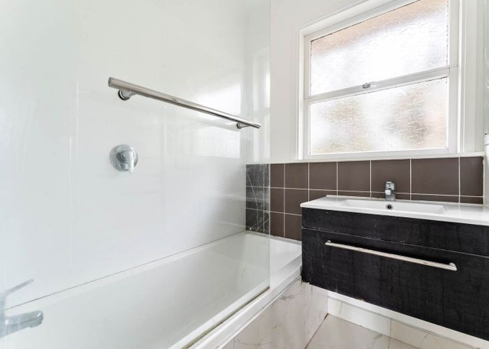  at 19 Spence Road, Henderson, Waitakere City, Auckland