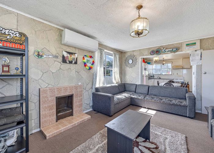 at 32 Rapson Road, Otara, Auckland