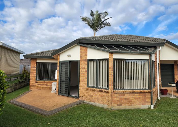  at 9/169 Sturges Road, Henderson, Auckland