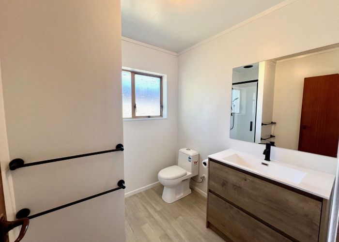 For rent 13A Royal Arch Place, Rosehill, Papakura, Auckland homes.co.nz