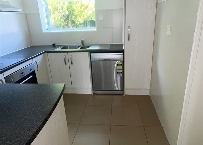  at 25B Challen Close, Conifer Grove, Papakura, Auckland