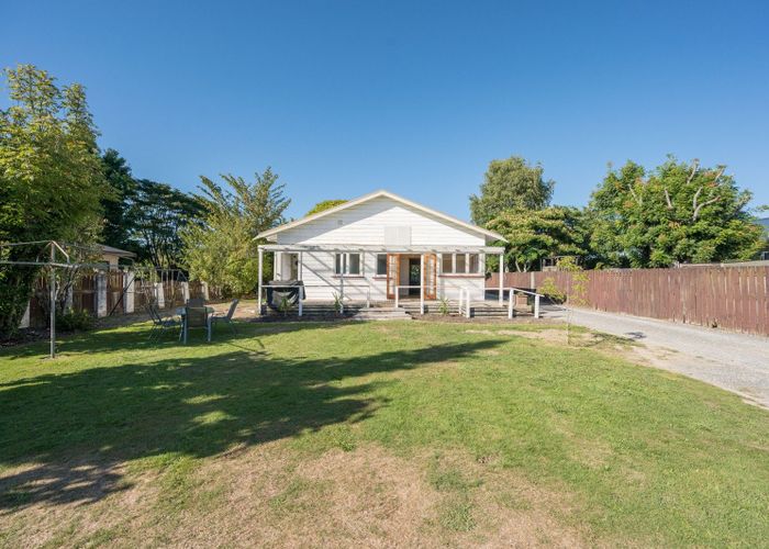  at 91 Whitby Road, Wakefield, Wakefield