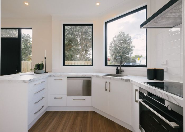  at 128C Linton Street, West End, Palmerston North
